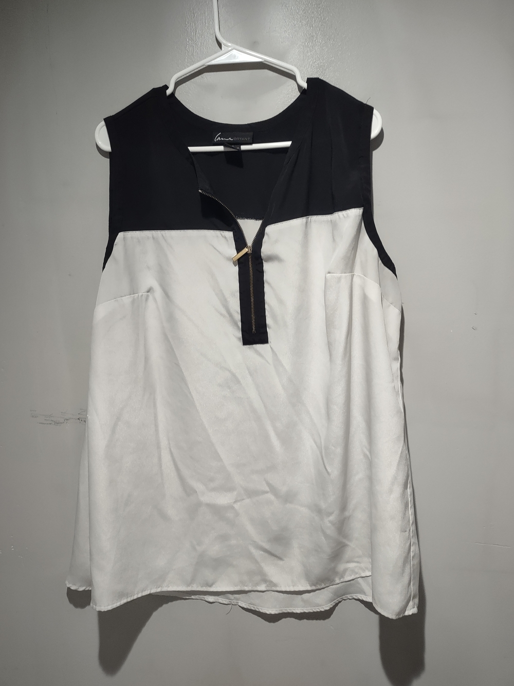 Lane Bryant Black and White Sleeveless Zip-Front Tank Size 20
